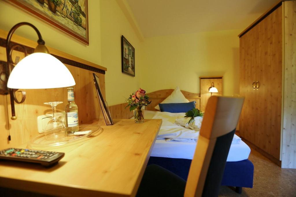 Landhotel Villa Moritz Garni Oberahr Habitación foto