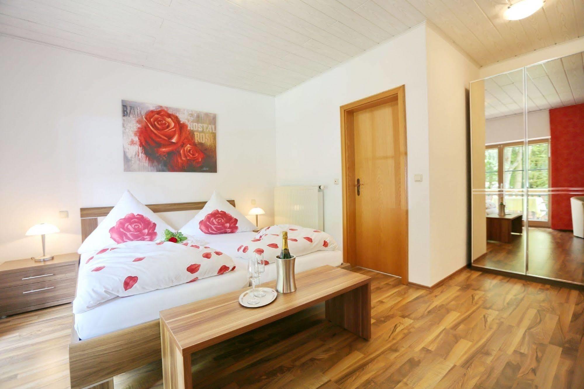 Landhotel Villa Moritz Garni Oberahr Exterior foto